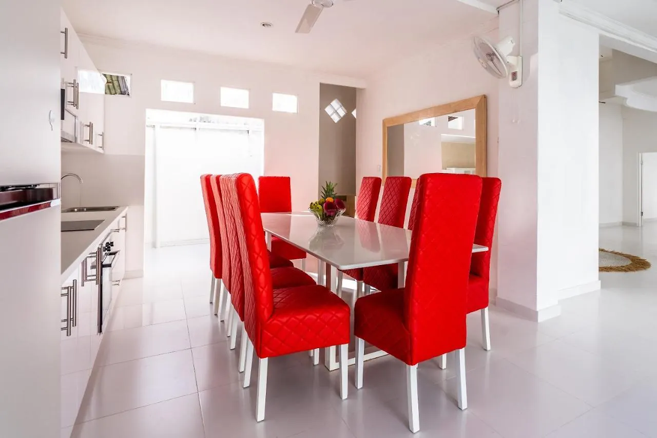 Luxury Minimalist Villa White Angel In Seminyak 인도네시아