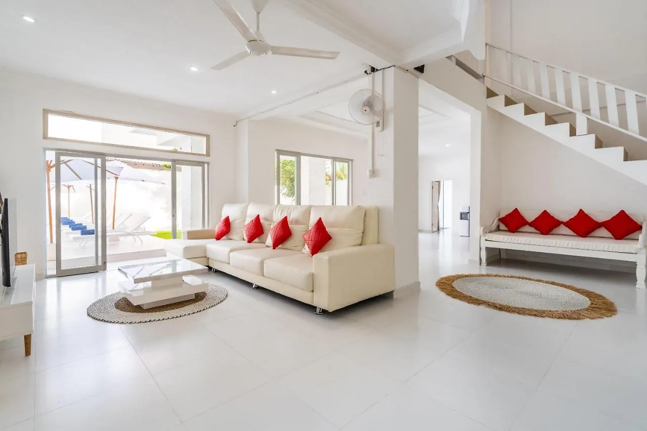 Luxury Minimalist Villa White Angel In Seminyak 0*, 세미냑 인도네시아